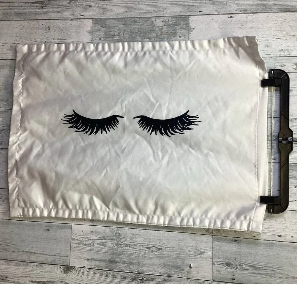 Sleeping Closed Eye Lashes Silky Feel Polyester Single Standard Pillow Case